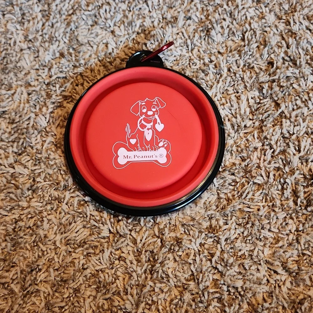 Mr. Peanuts Collapsible Pet Bowl